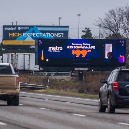 out of home digital billboard advertising flint