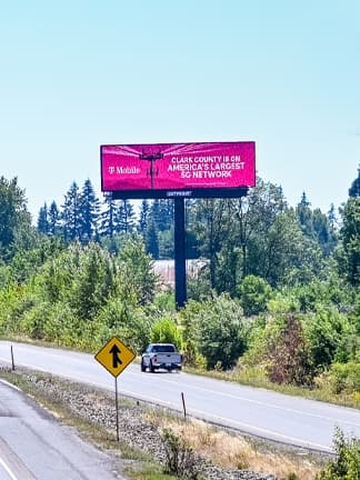 out of home digital billboard advertising tmolibe pacific northwest