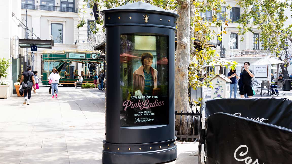 out of home advertising kiosks