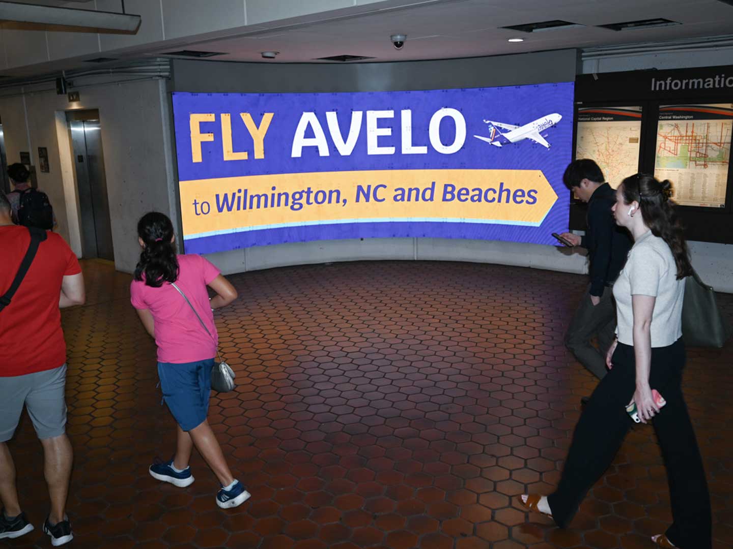 out of home transit advertising washington dc