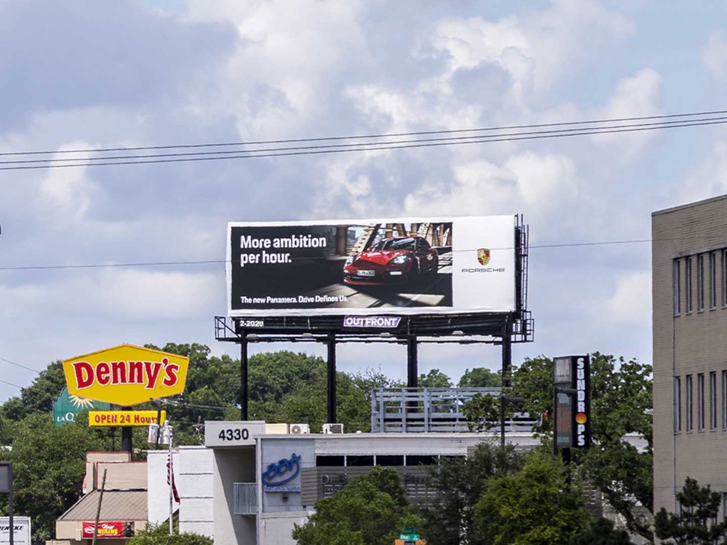out of home advertising dallas texas