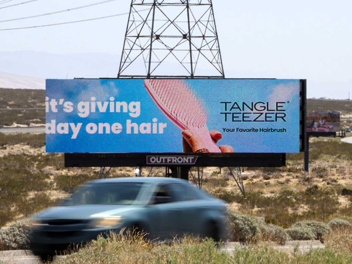 out of home billboard advertising palm spring triangle