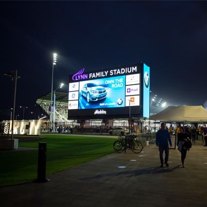 out of home advertising louisville kentucky digital billboard
