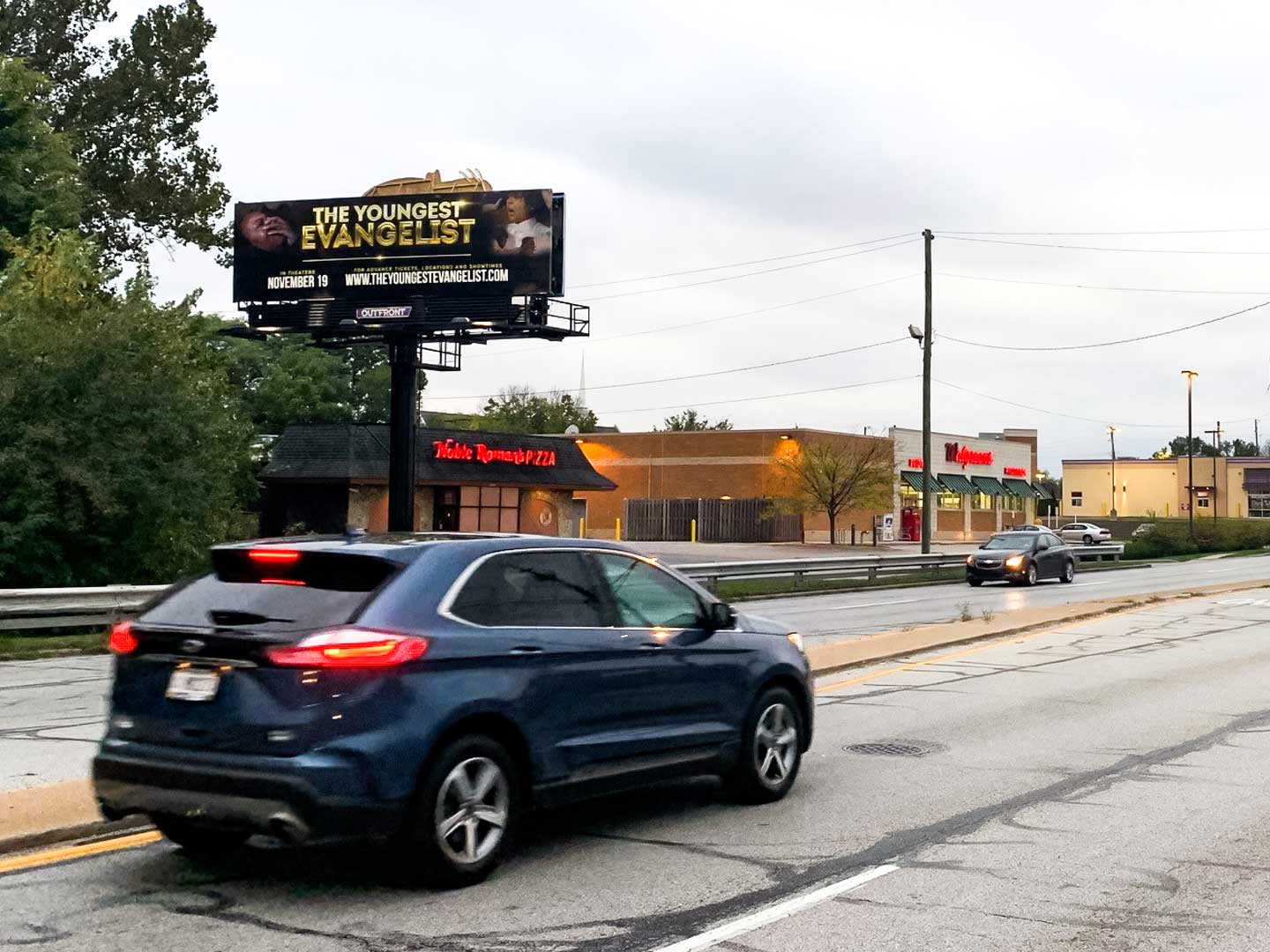 out of home billboard advertising south bend indiana