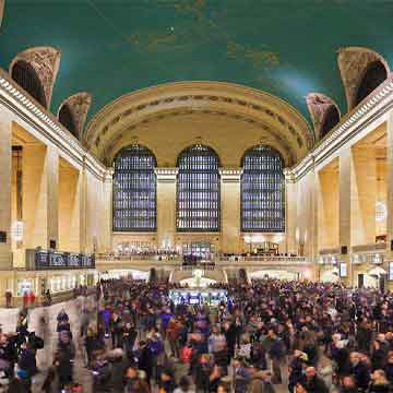 out of home transit advertising new york city grand central station