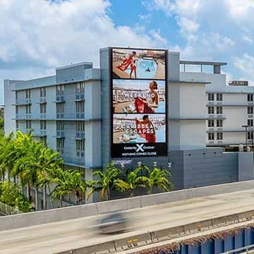 celebrity cruises wallscape out of home advertising
